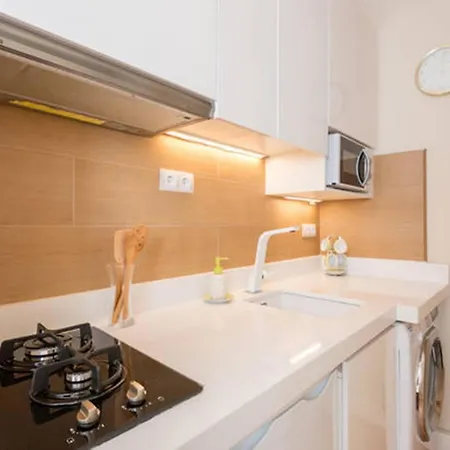 Apartasuite Centro Historico Atico Tranquilo Y Luminoso En El Corazon De Lägenhet *