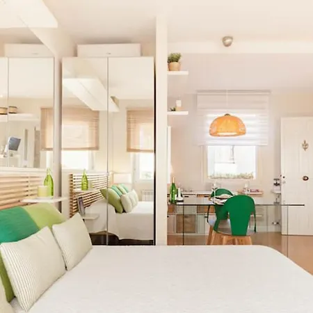 Lägenhet Apartasuite Centro Historico Atico Tranquilo Y Luminoso En El Corazon De Granada
