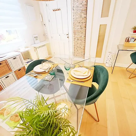 Lägenhet Apartasuite Centro Historico Atico Tranquilo Y Luminoso En El Corazon De Granada